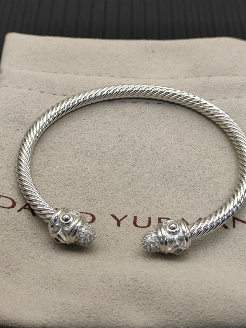 David Yurman Silver 4mm Diamond-set Diamond Bangle